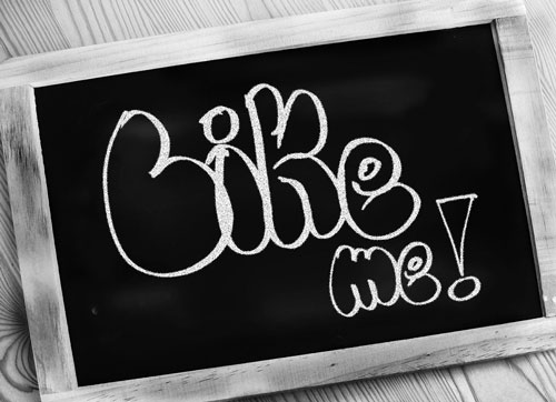 'Like me' Schrift auf Tafel